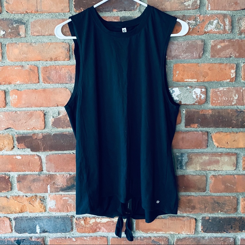✨ Fabletics Top